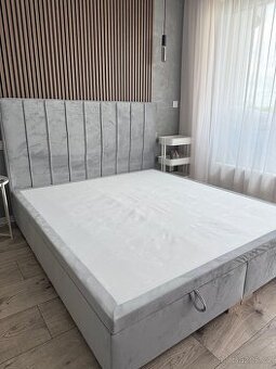 Nová postel - šedý samet