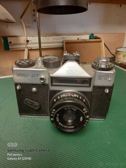 Prodám fotoaparát ZENIT