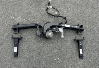 Volvo XC40 tažné zařízení
