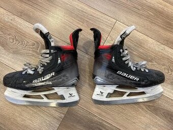 Brusle Bauer Vapor X5 PRO INT vel. 4.5 FIT2