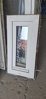 okno plastové 38x76,5cm 1-křídlé bílé (v)