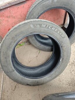 Prodám zimní pneumat Michelin 255/50 R19