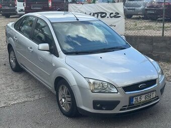 Ford Focus, 2.0,GHIA,100KW,DIGIAC,TEMPOMAT