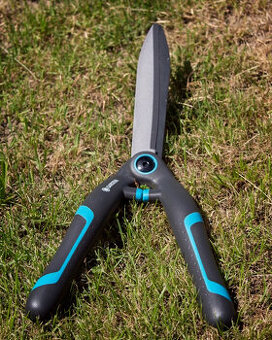 Nůžky na živý plot PrecisionCut - Gardena