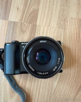 Sony alpha A5000