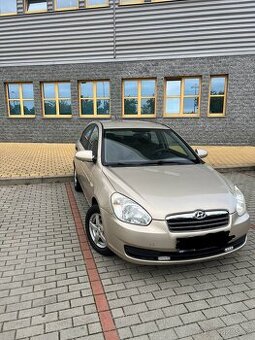 HUNDAI ACCENT Rv-2010 1.4 benzín 71 kw - 1