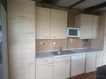 Kuchyňská linka +myčka