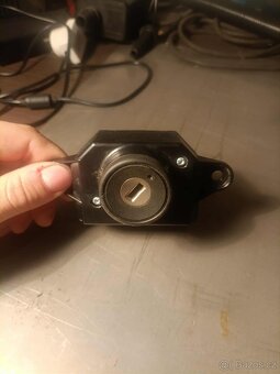 Audi 4F0910131 spinacka