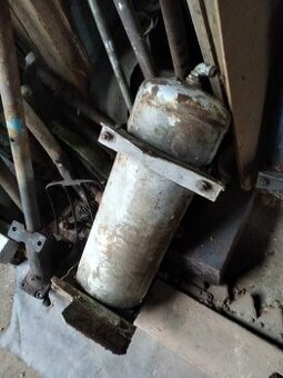 Prodám kompletní vzduchařinu na ZETOR25