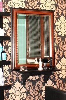 Kadeřnické vybavení