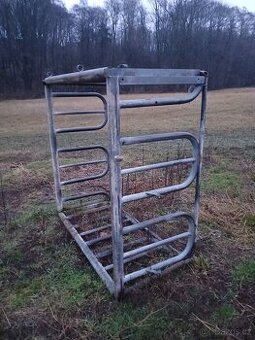 Příkrmiště pro ovce