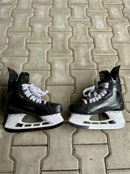 Hokejové brusle Bauer Supreme MACH INT 5.0, Fit 2