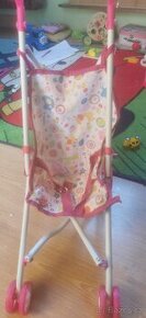 Kočárek pro panenky, skládací