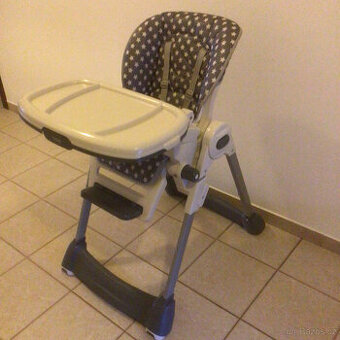 krmící židlička