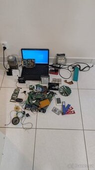 Velký mix elektro: notebook, RAM, CPU, komponenty