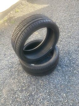 Prodám 245/35 R20
