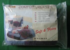 Nové deky s polštáři