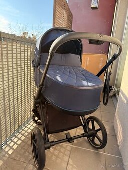 Cybex korba s konstrukcí