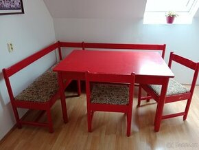 Jídelní set: lavice (138x184cm)+ stůl (80x120cm) +2 židle