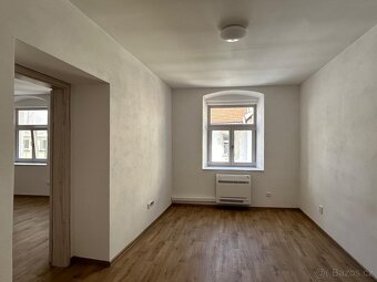 Nabízíme k dlouhodobému pronájmu byt - 1