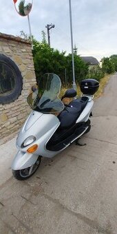 Yamaha majesty 125