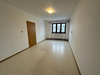 Dlouhodobý pronájem Kněžnice Jičín za 7100 Kč (230 Kč/den)