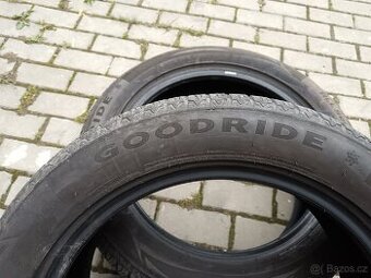 225/50R17