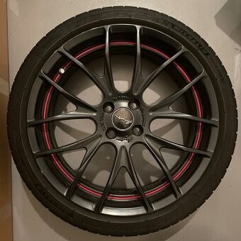 18" Breyton GTS-R + Michelin Pilot Sport 4 (R56)