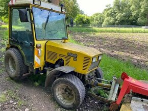 Malotraktor s přední bubnovou sekačkou - 1