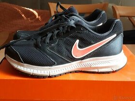 Tenisky Nike vel. 35,5