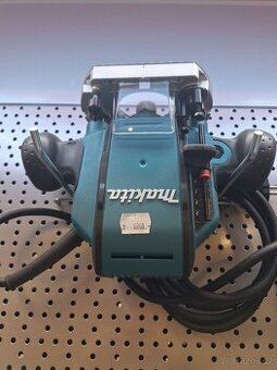 Makita - fréza horní RP 0900