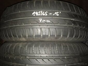 Pneu 195/65 R15 - 7mm
