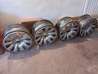 Hyundai hybrid 17"