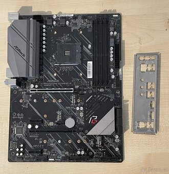 Základní deska X570 ASRock PHANTOM GAMING 4