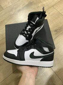 Prodám Air Jordan 1 Mid Elephant Black