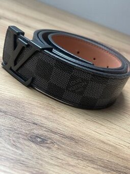 Louis Vuitton pásek