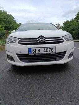 prodám pěkný citroen C4 r.v. 2017 - 1