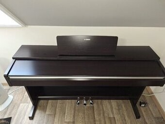 Yamaha YDP 142R