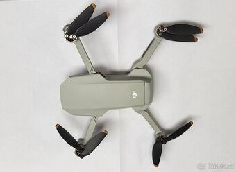 DJI Mini 2 – dron s příslušenstvím