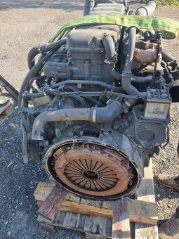 Motor R420 Scania na prodej