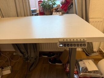 Elektrický Stůl, 120cm výška, 180x90