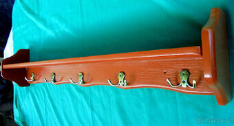 Polička masiv dřevo, retro styl