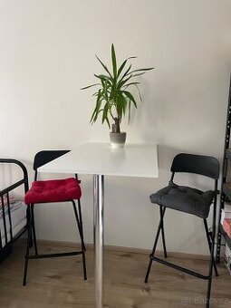 Barový sklopný stůl