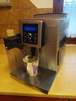 Automatický kávovar DeLonghi