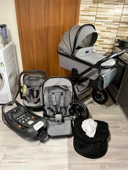 Kočárek moon resea s 2021 trojkombinace