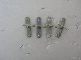 STARÉ KLIČKY NA OKNA-ROZVORY