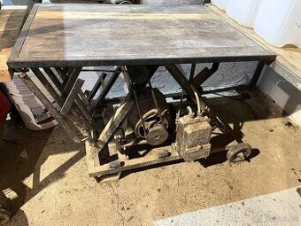 Cirkulárka s kolébkou