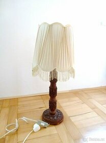 Indická stolní lampa