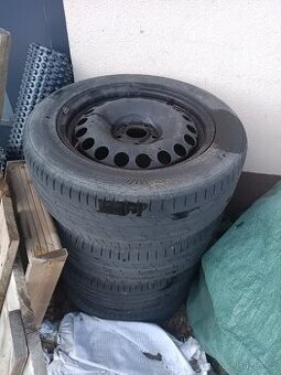 Letní pneu, plechové disky