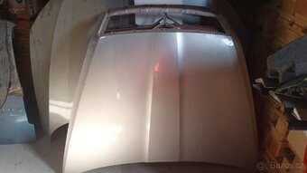 Škoda Octavia 2 kapota